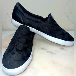 Coach Alegra Signature Logo Canvas Slip On Sneakers, Size 8